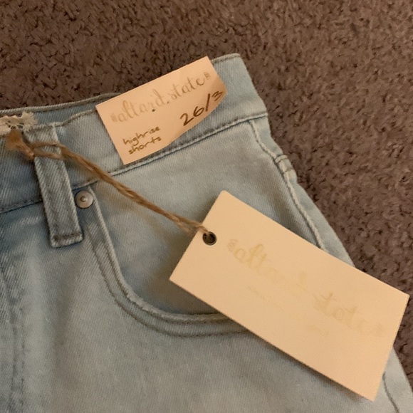 NWT Altar’d State Denim Shorts - Picture 4 of 5